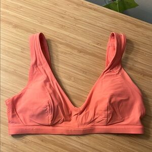 Lululemon Waterside V Swim Top C/D